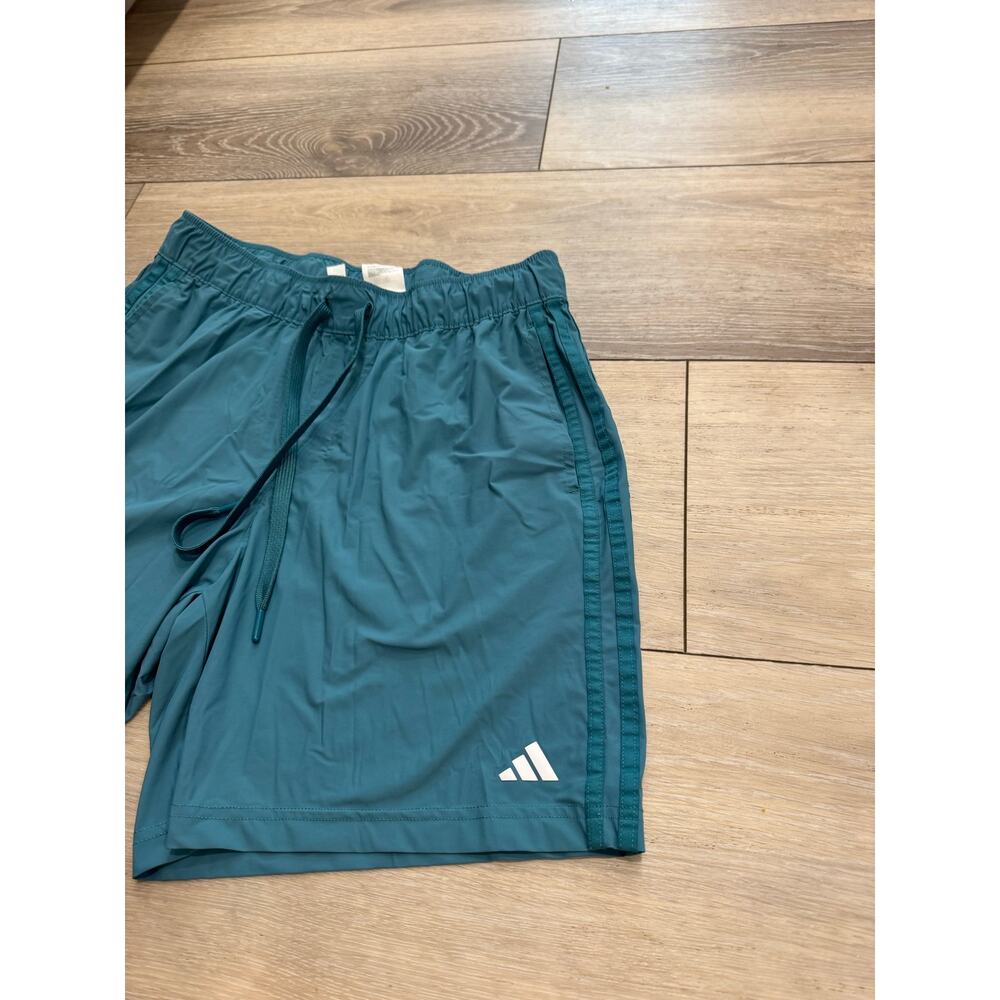 Mens Adidas shorts size medium Teal - Picture 3 of 5